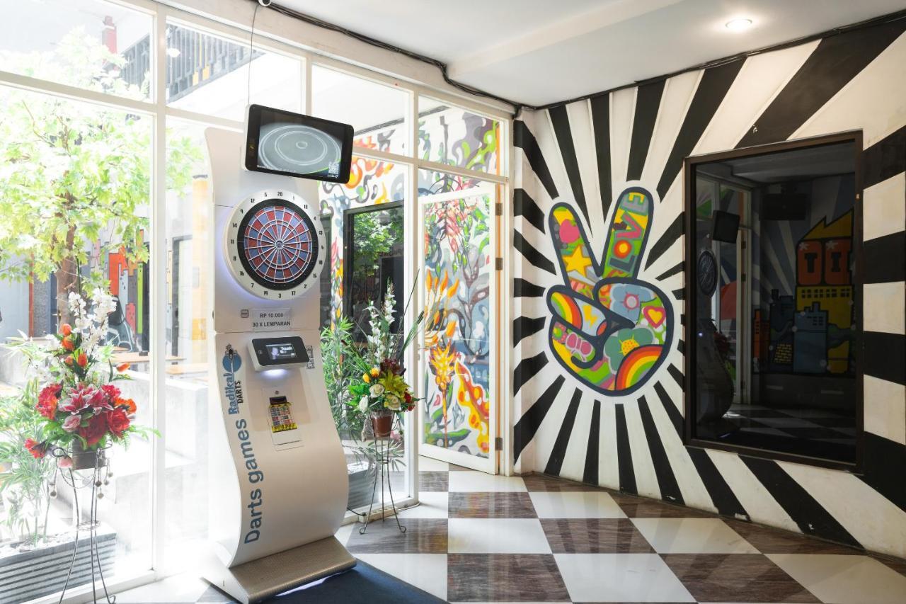 Oyo Flagship 1575 Urban 18 Hotel Сурабая Екстериор снимка