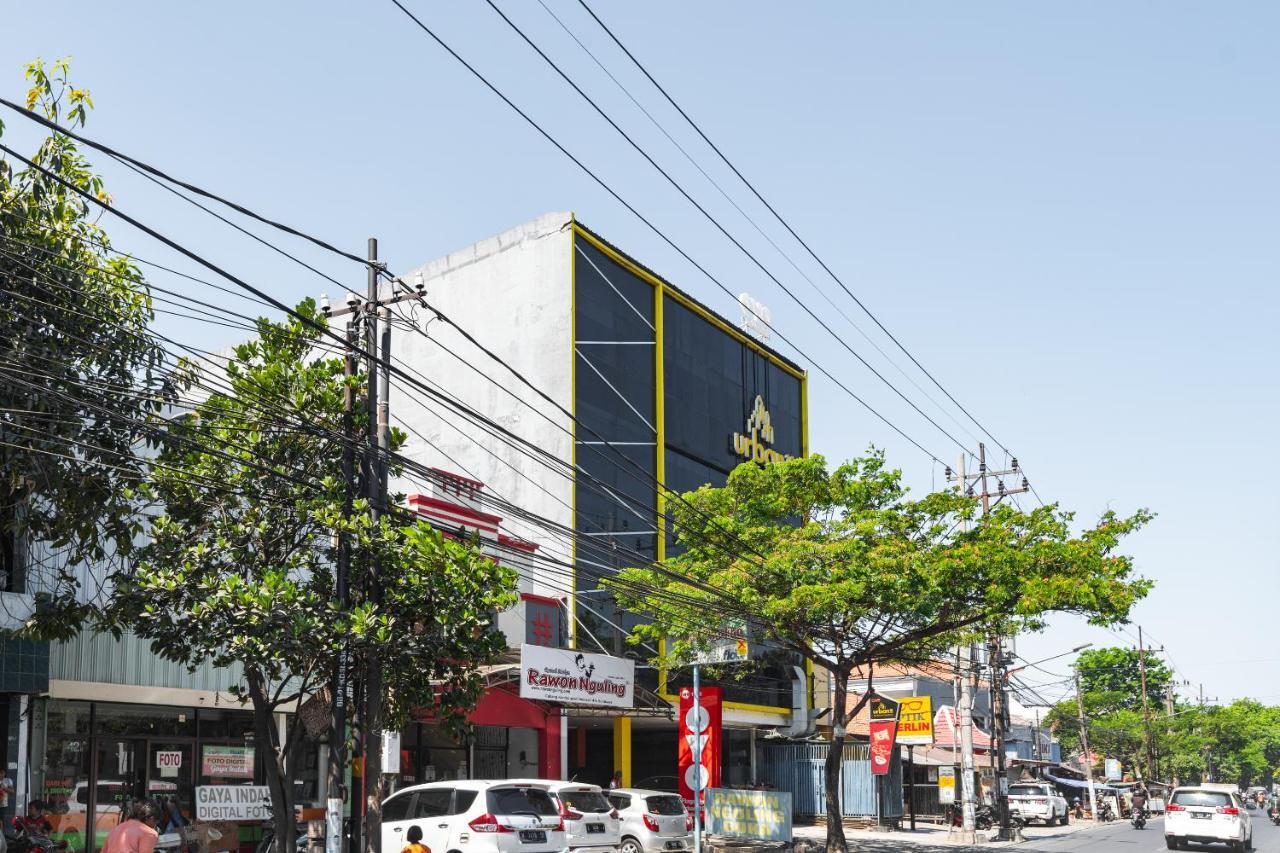 Oyo Flagship 1575 Urban 18 Hotel Сурабая Екстериор снимка
